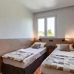 Apartments Colak