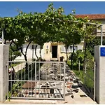 Apartments Colak